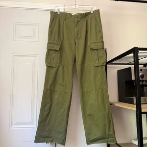 VIS A VIS men’s olive army green cotton cargo straight leg pants